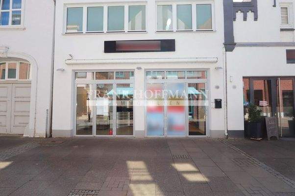 M2413 Außenansicht 2