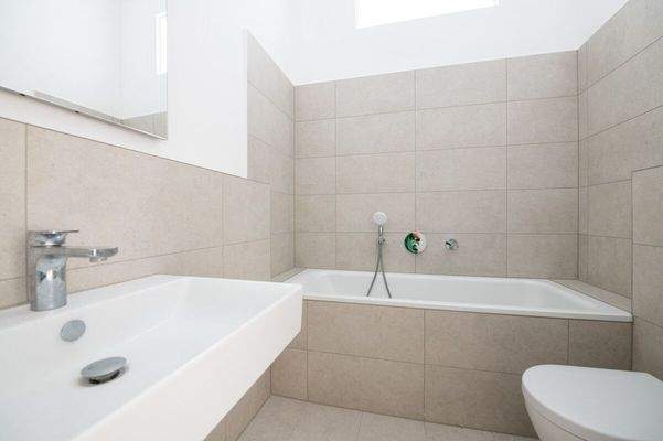 Best_Place_Schlüterstraße_29_30_Charlottenburg_WE4_Bad-9