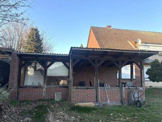 überdachte Terrasse