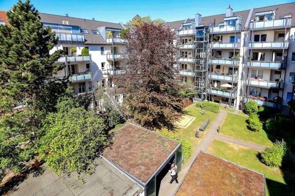 Innenhof Hochstativ - Appartement im Köl