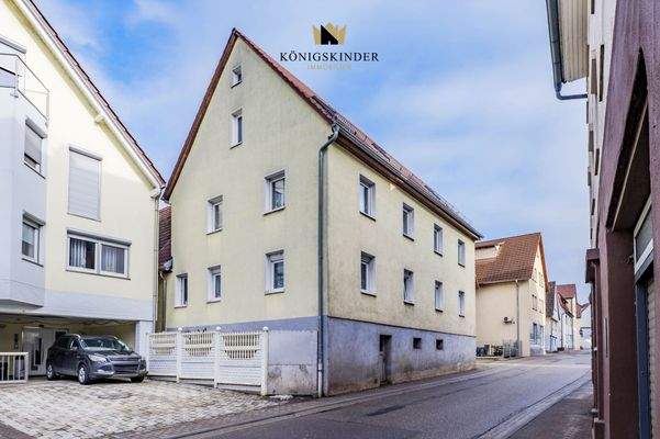 Straßenansicht West