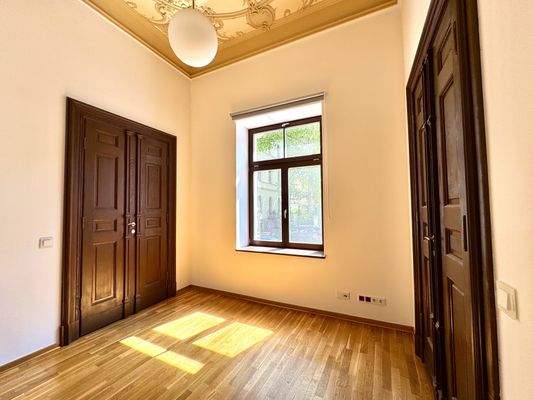 kleine Büroeinheit (Erdgeschoss)