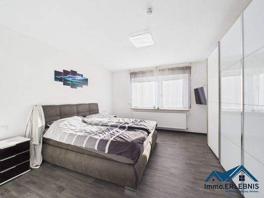 Schlafzimmer EG Haus 1 