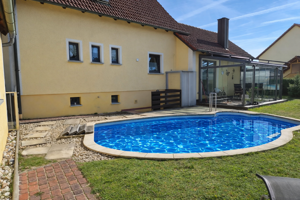 Hausansicht Gartenseite