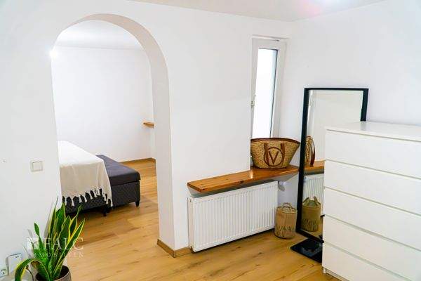 Ankleide-/Schlafzimer