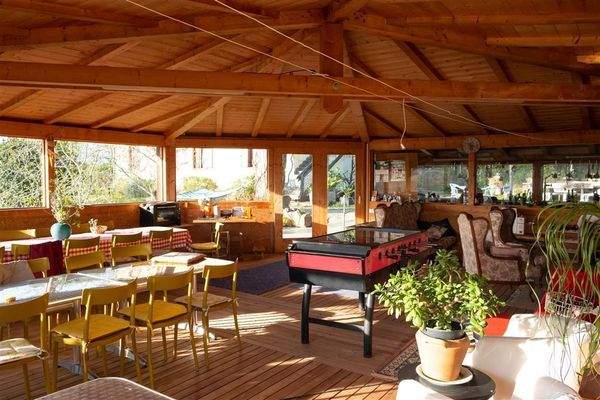 Restaurant/ Küche / Frühstücksraum / Terrasse