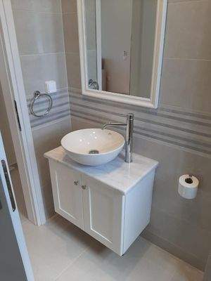 Kreta, Maleme: Erdgeschosswohnung zu verkaufen, nur wenige Schritte vom Strand entfernt