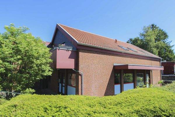 Seitenansicht Gebäude