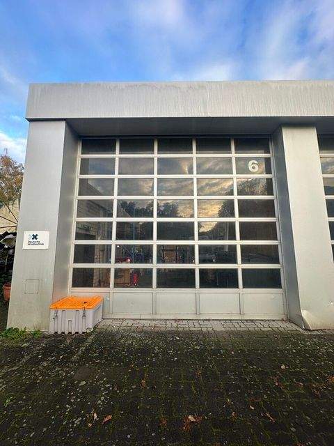 Lohfelden Halle, Lohfelden Hallenfläche