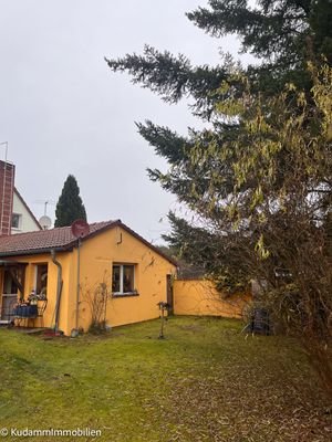 Blick zum Nebengelass