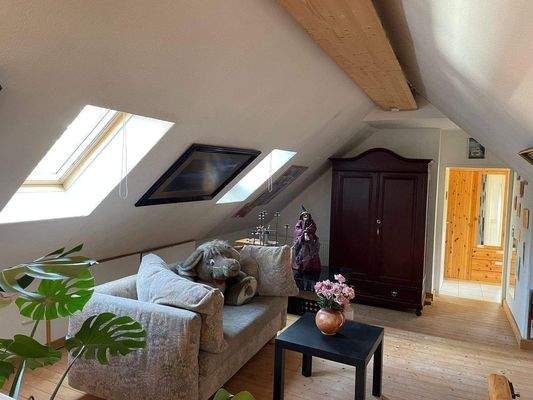 Viel Platz im Dachstudio!