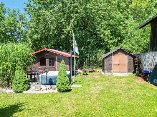 Nebengebäude (optional erwerbbar)