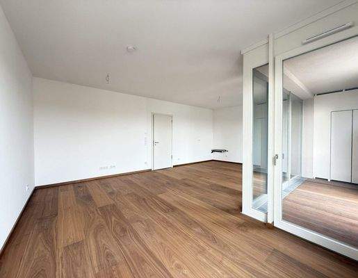 Wohnzimmer mit Zugang Loggia