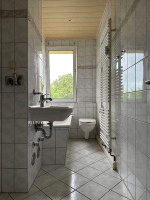 Wannenbad 4-Raum-Wohnung