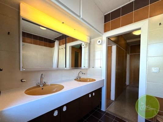 Ihr Badezimmer mit ...