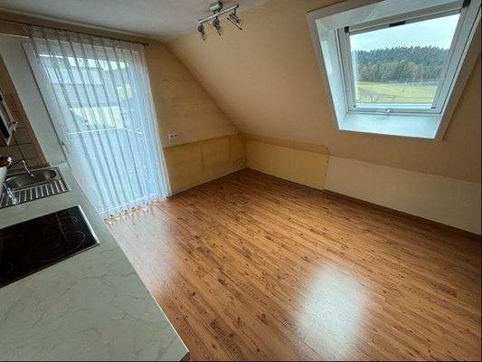 Küche mit Zugang Balkon