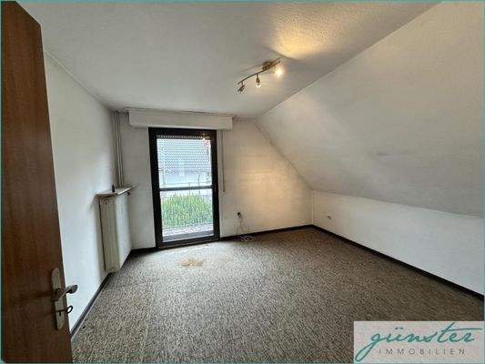 Schlafraum I m. Zugang Balkon