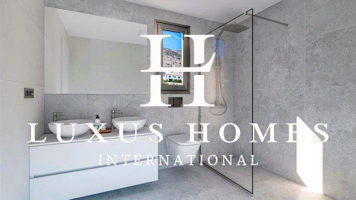 baño arriba_aux.jpg