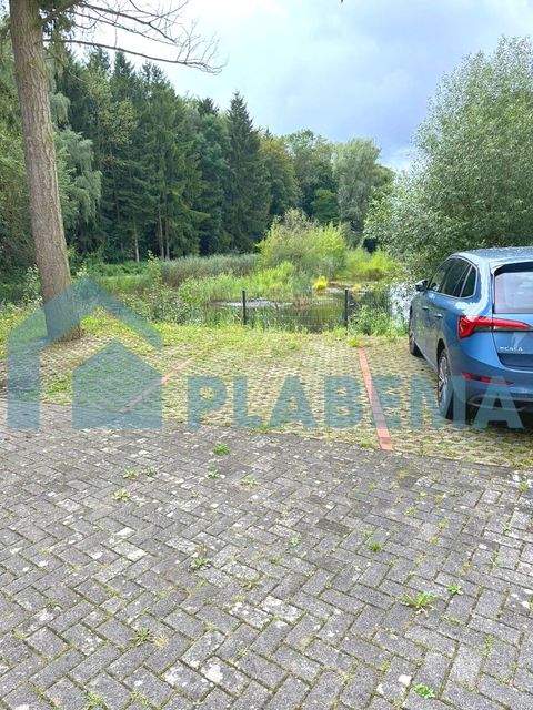 Neustrelitz Garage, Neustrelitz Stellplatz