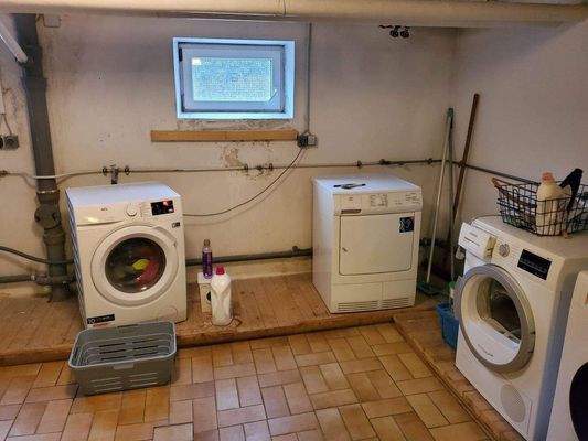 Waschmaschinenraum im Keller