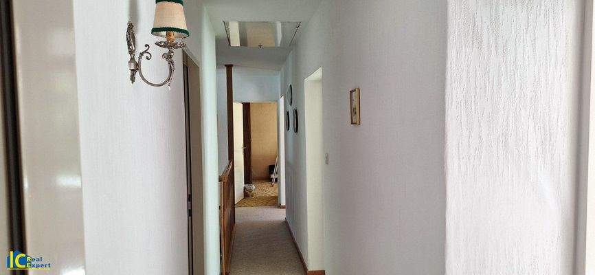 Gangbereich OG mit Dachbodenstiege