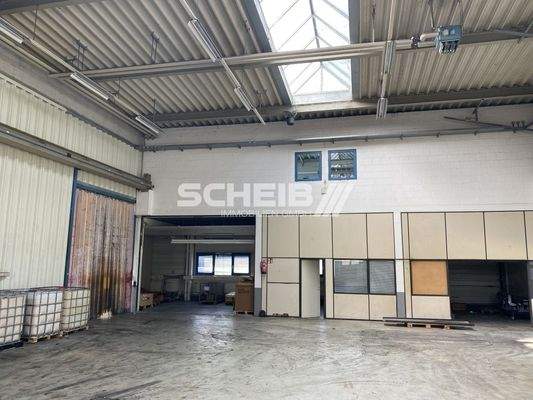 Bereich mit Sozialräumen, Büros etc