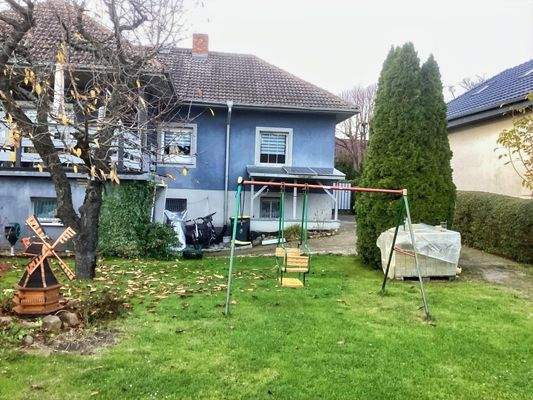 Hausansicht vom Garten