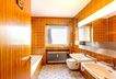 Badezimmer im Erdgeschoss