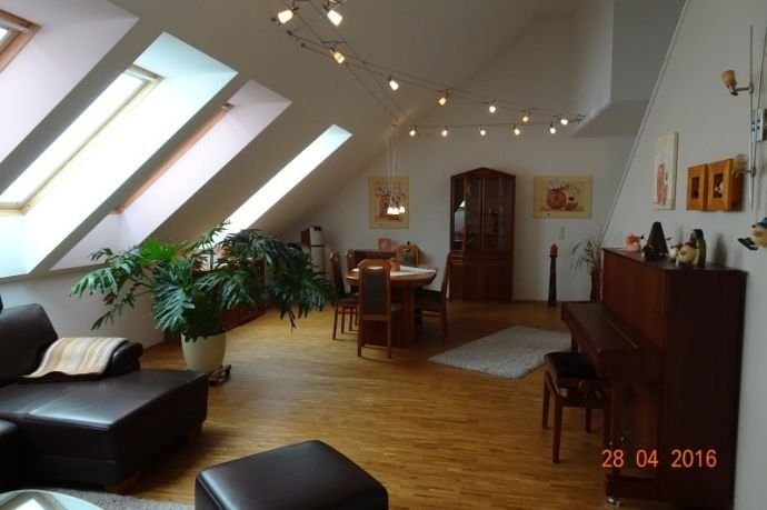 6 Zimmer Wohnung in Chemnitz (Sonnenberg)
