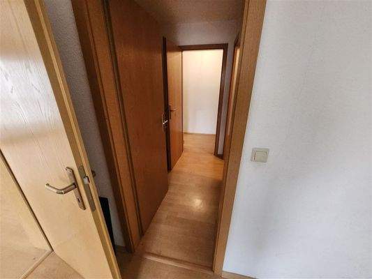 Zugang zur Ankleide und Bad vom SZ