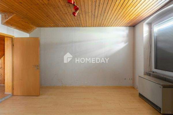 1. OG Schlafzimmer 1 1