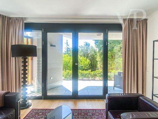 3FA952C5-401B-4F20-8919-0453E83008F4