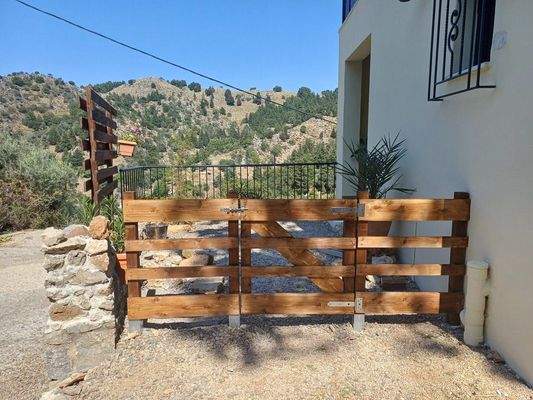 Villa-For-Sale-In-Theriso-Chania20240718_163044.jp