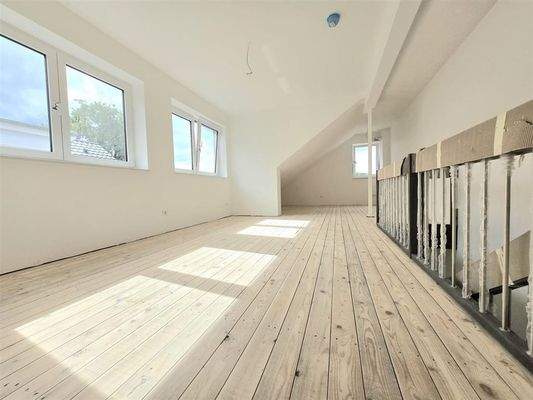 5. Zimmer oder 5. 6. und 7. Zimmer im Dachgeschoss