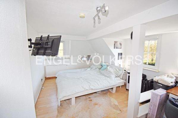 Schlafzimmer im Dachgeschoss TE 1