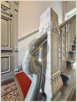 Treppenhaus (Detail, Handlauf)