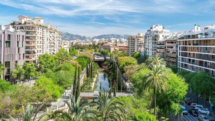 Zentral gelegene Neubauwohnung zu vermieten am Paseo Mallorca, Palma