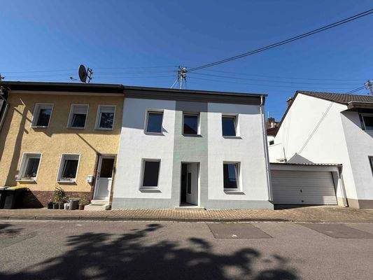 Front mit Seite links