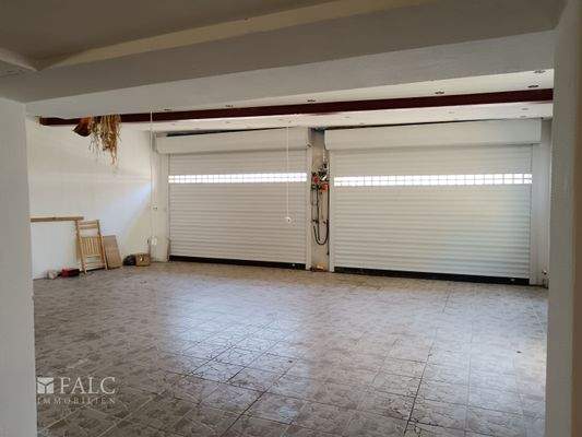 Doppelgarage angebaut