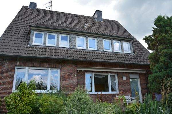 Blick aus dem Garten II