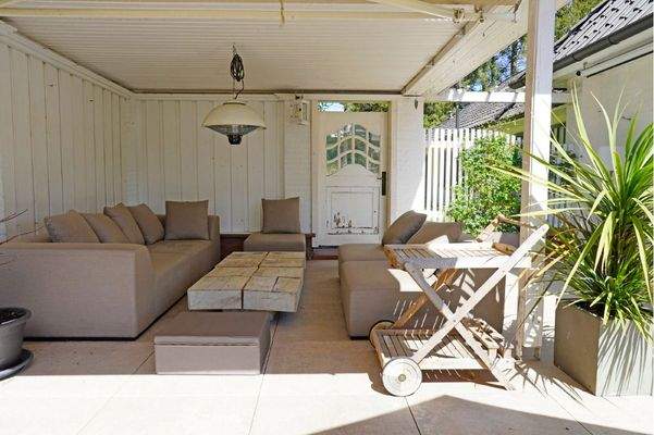 Lounge - überdachter Freisitz