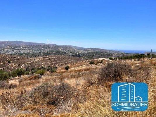 Kreta, Kamilari: Grundstück am Rande eines touristischen Dorfes zu verkaufen