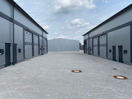 Mit Briefkasten um Post zu empfangen (7)