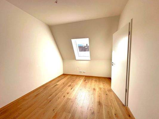 Drittes Zimmer für Kind, Gast oder als Büro