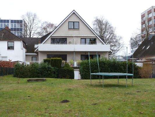 Architekten-MFH (Rückansicht)