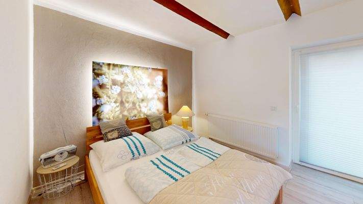 Schlafzimmer Vergissmeinicht.jpg