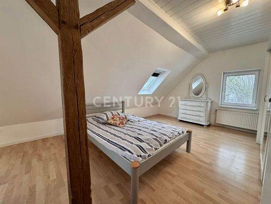 OG - 4. Schlafzimmer rechts oder Wohnzimmer