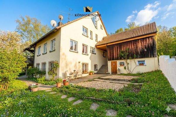 Hausansicht vom Garten 1