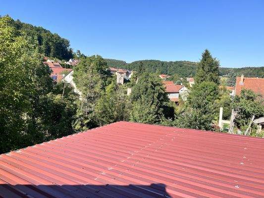 Blick von der Westseite in Richtung Unterschleichach von der möglichen Dachterrasse