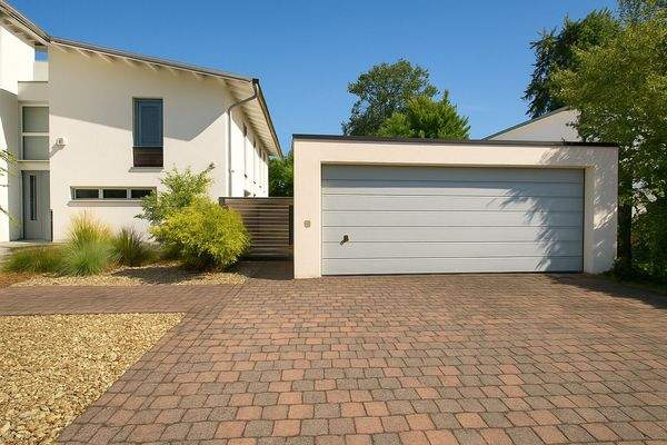 Außenansicht - Doppelgarage